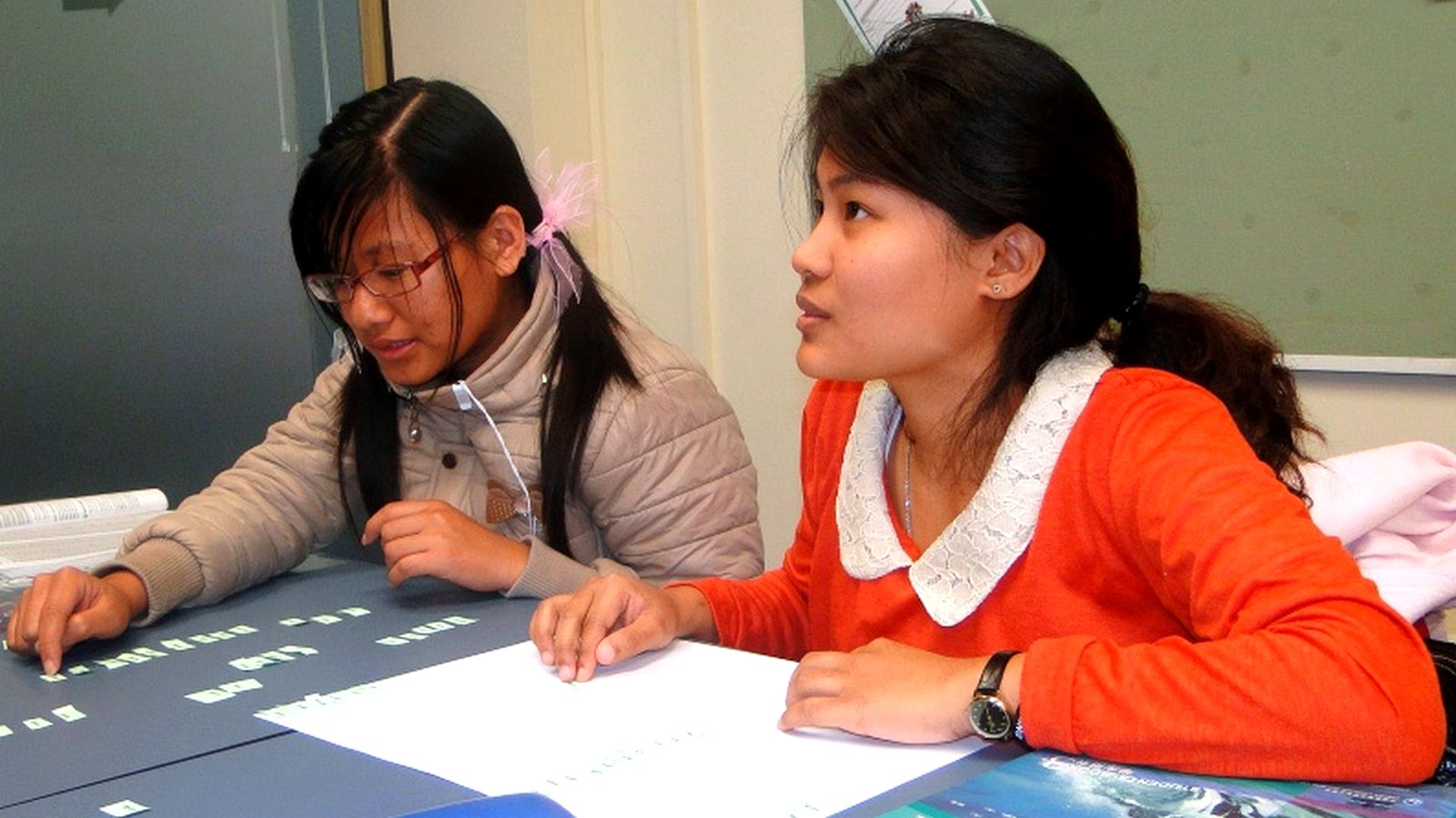 Students at Waikato Institute of Education preparing for English study goals