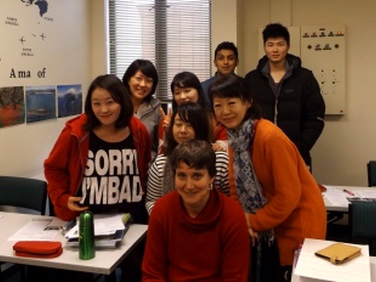 English students working together in a WIE classroom